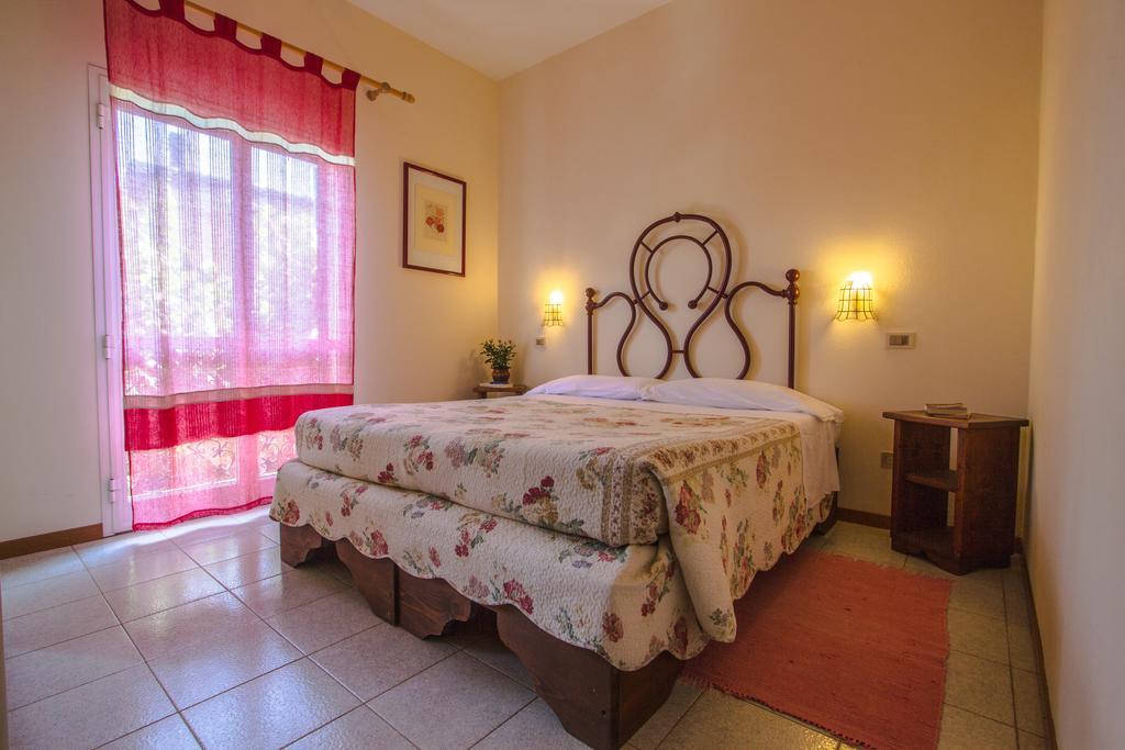 Villa Fedora Lizzano In Belvedere Ruang foto
